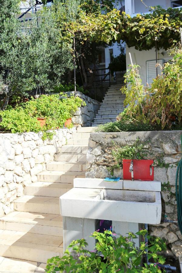 Apartments By The Sea Pisak, Omis - 1014 エクステリア 写真