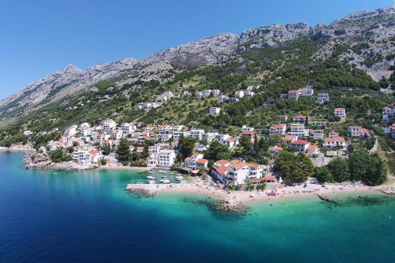 Apartments By The Sea Pisak, Omis - 1014 エクステリア 写真