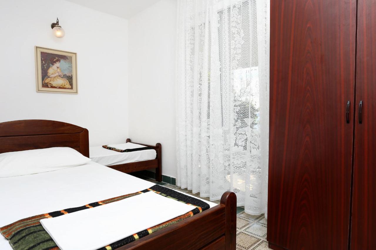 Apartments By The Sea Pisak, Omis - 1014 エクステリア 写真