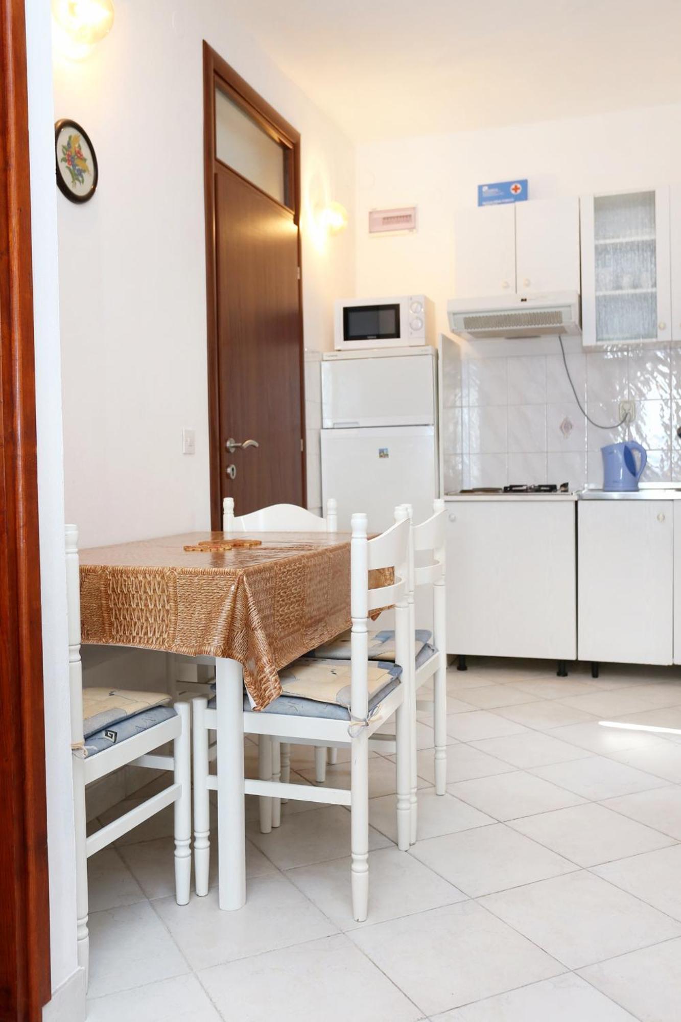 Apartments By The Sea Pisak, Omis - 1014 部屋 写真