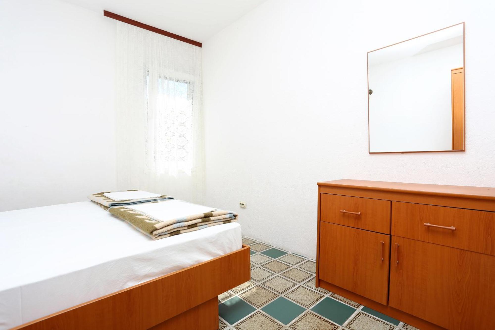 Apartments By The Sea Pisak, Omis - 1014 部屋 写真